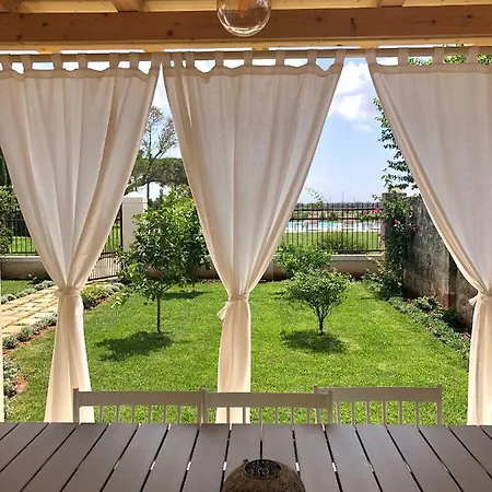 Tenuta Scaloti Bed & Breakfast *